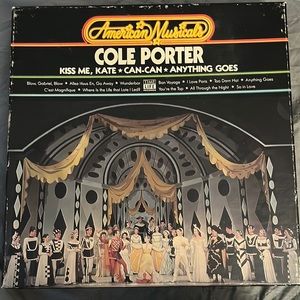 3 cassette tapes by Cole Porter and a booklet. Tape 1 has never been used;sealed